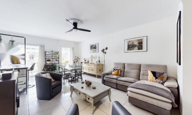 Apartment Cannes California