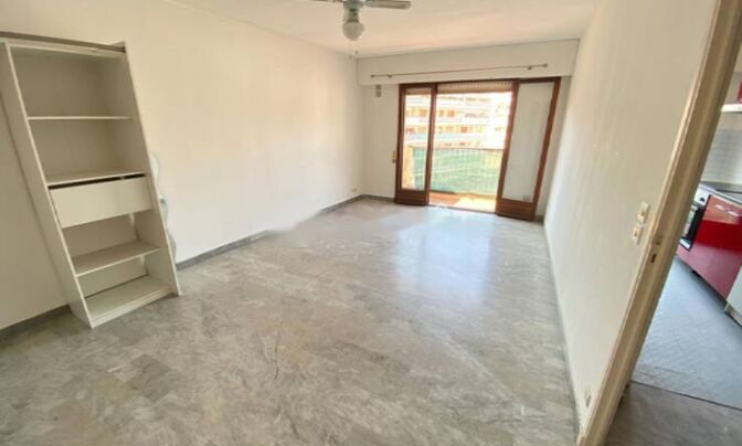 Apartment Cannes République