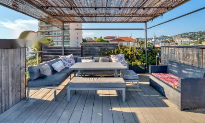 Apartment Cannes California