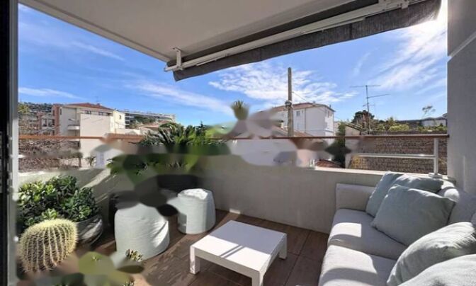 Apartment Cannes California