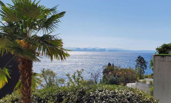 Четырехкомнатная квартира 