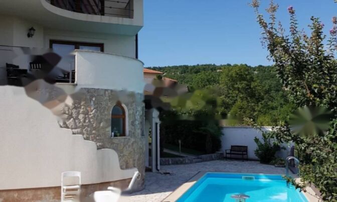 Семейный дом в Польяне