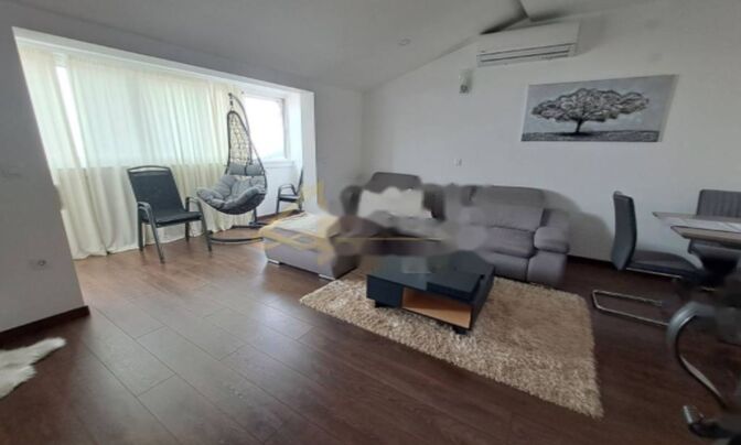 Двухкомнатная квартира Поляне