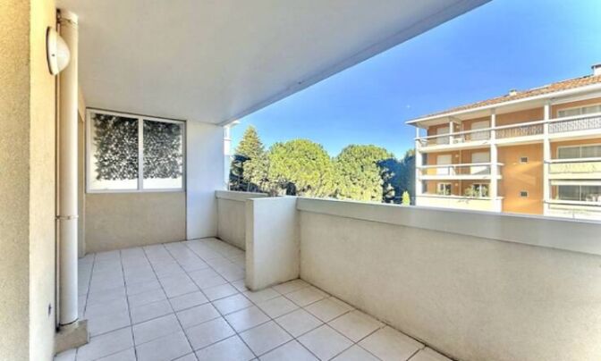 Apartment Croix des Gardes