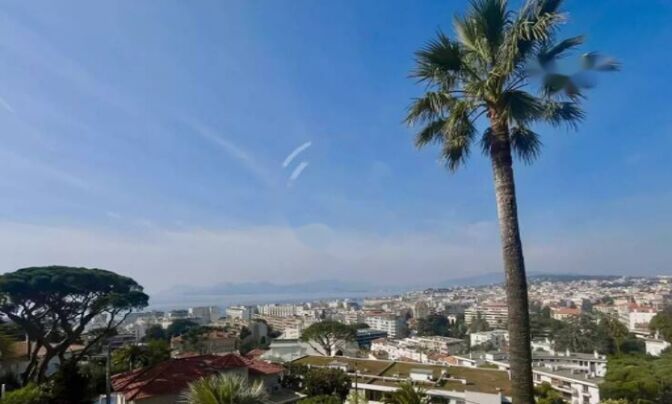 Apartment Cannes California