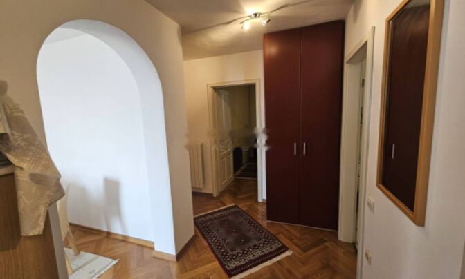 Трехкомнатная квартира Ичичи