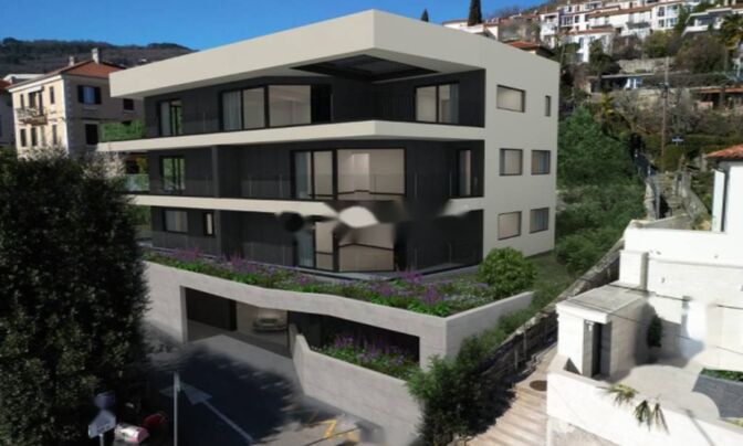 Трехкомнатная квартира в центре