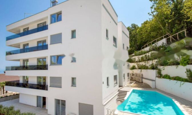 Трехкомнатная квартира в центре