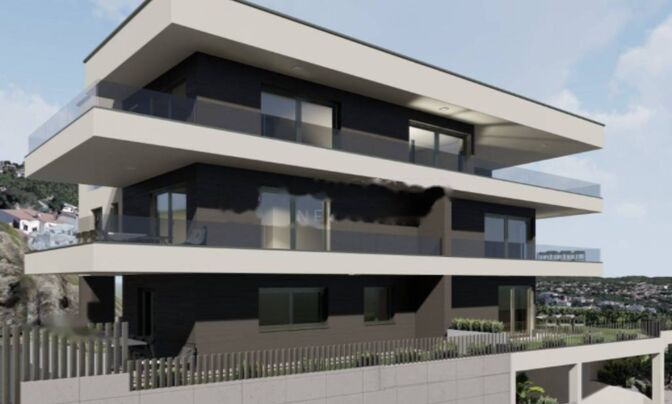 Четырехкомнатная квартира Церковь