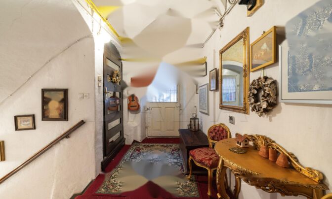 Четырехкомнатная квартира в центре