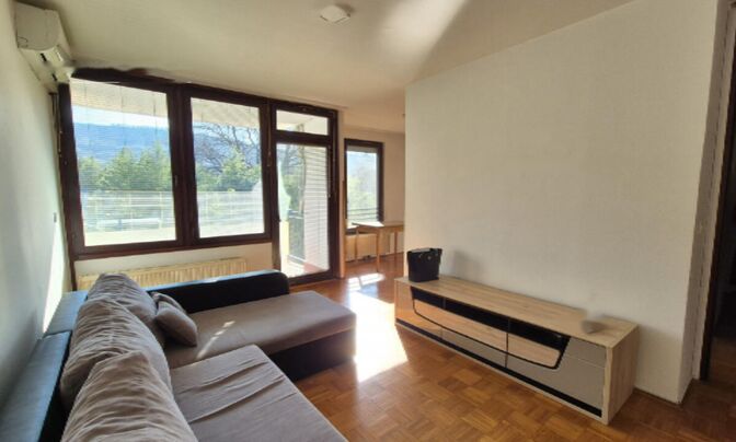 Двухкомнатная квартира Изола