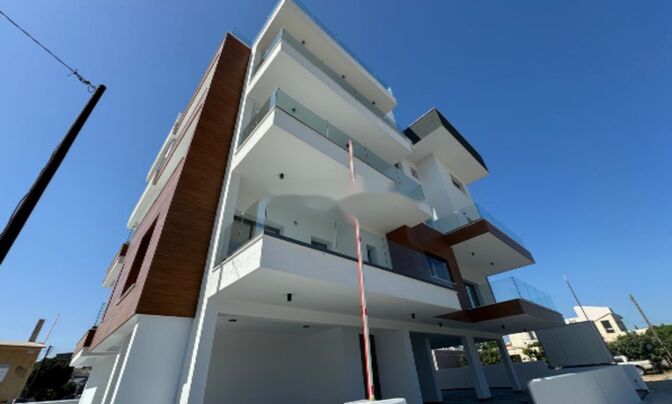 4 Bedroom Penthouse Apartment For Sale In Zakaki, Limassol