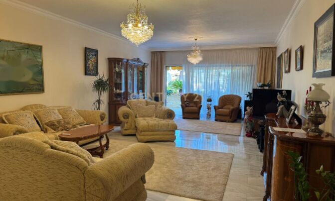 3 Bedroom Apartment For Sale in Pyrgos