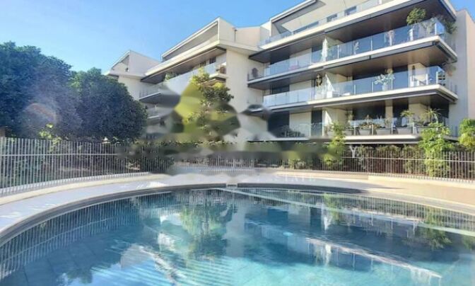 Apartment Cannes California