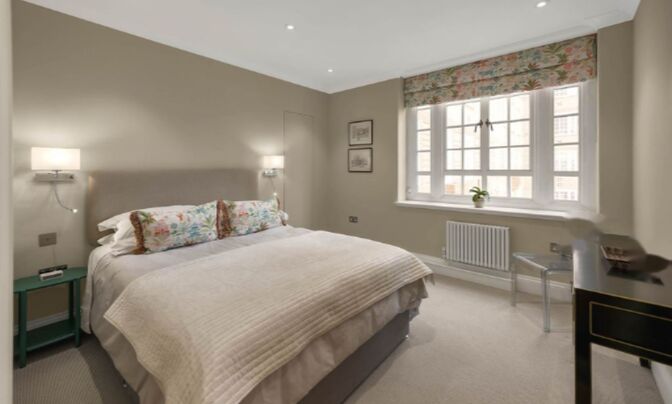 Swan Court, Chelsea Manor Street, Chelsea