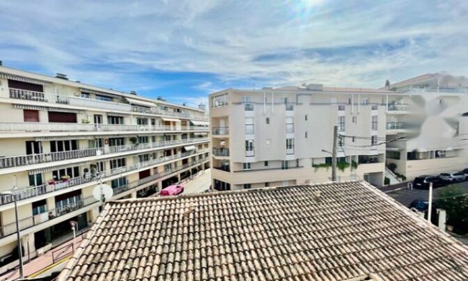 Apartment Cannes République
