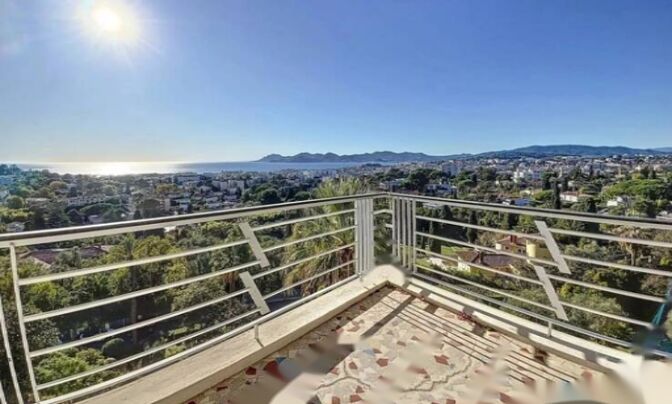 Apartment Cannes California