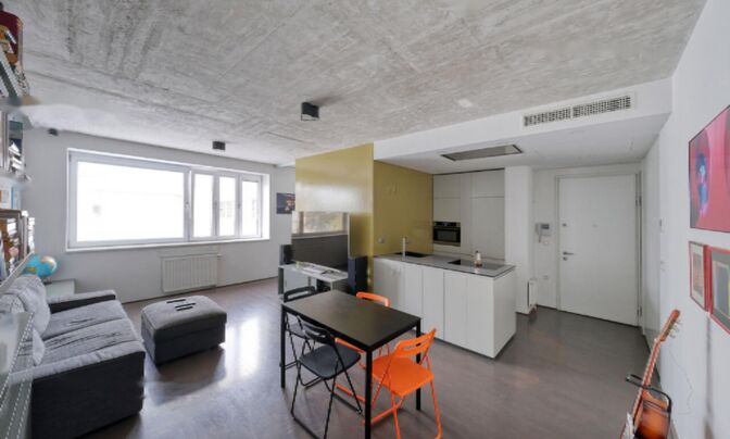 Квартира, 2,5 комнаты, Любляна, Центр