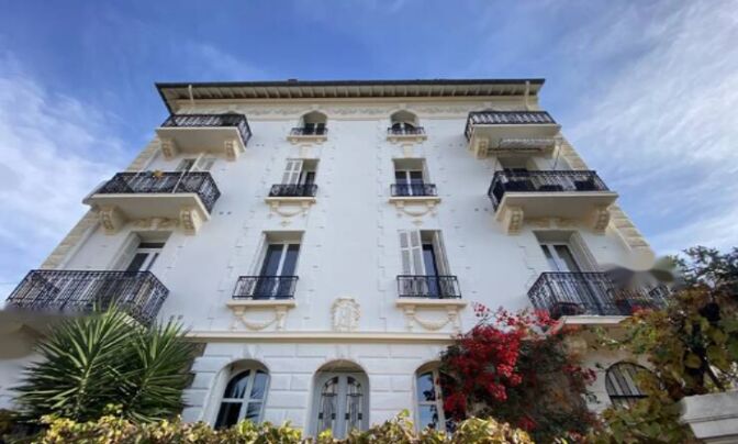 Apartment Cannes California