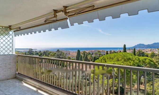 Apartment Cannes République