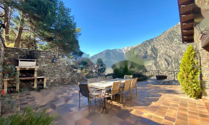 Fantastic house with views of the Andorra Valley