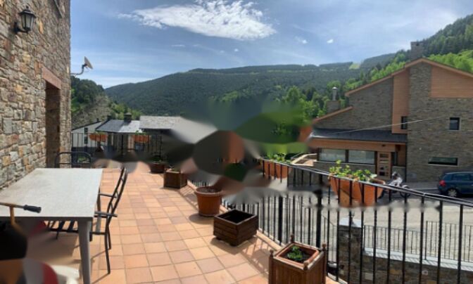 Chalet for sale in Pal