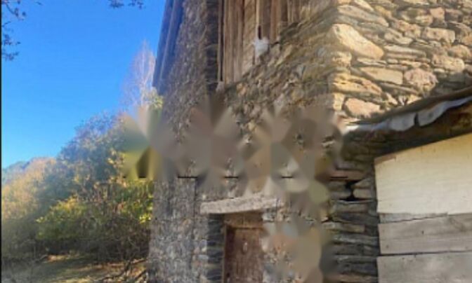 Centennial farmhouse for sale in Pal, La Massana