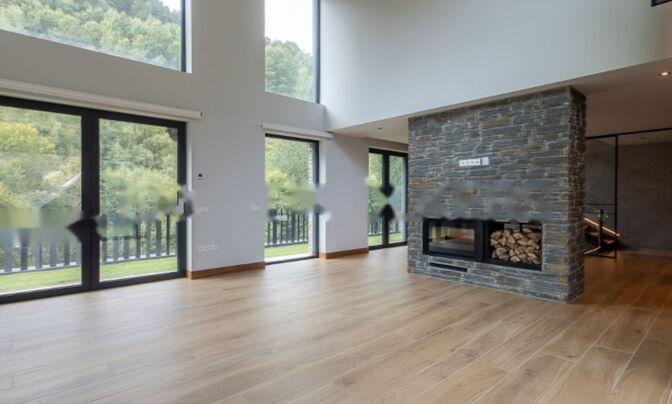 Chalet for sale in Pal with 4 bedrooms