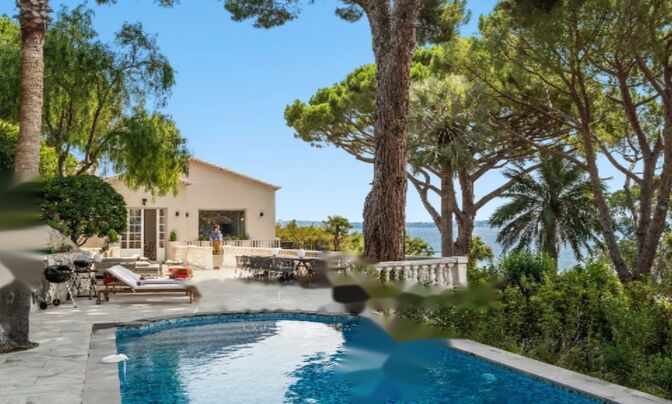 Maison Croix des Gardes