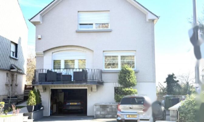 Detached house 3 bedrooms for sale in Belvaux