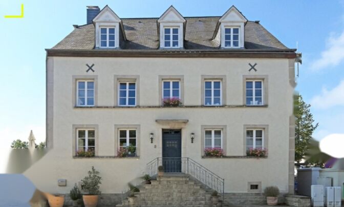House 5 bedrooms for sale in Goetzingen