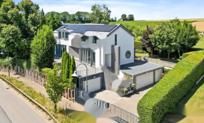 House 4 bedrooms for sale in Limpach