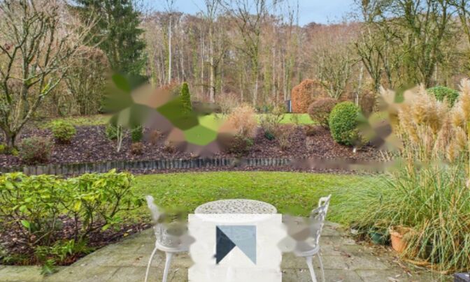 Detached house 5 bedrooms for sale in Schrassig