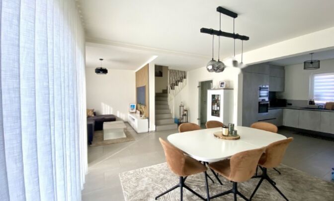 House 4 bedrooms for sale in Kayl