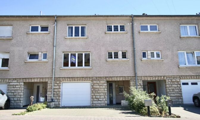 Detached house 3 bedrooms for sale in Helmsange