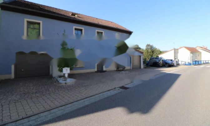 Detached house 5 bedrooms for sale in Lintgen