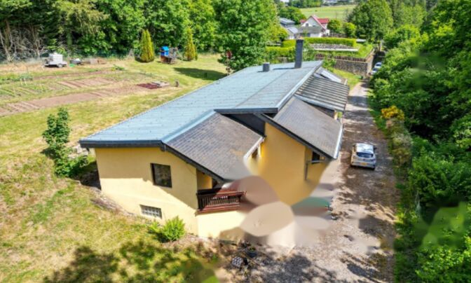 Detached house 4 bedrooms for sale in Heffingen