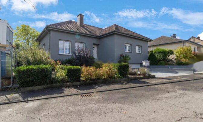 Detached house 5 bedrooms for sale in Aspelt