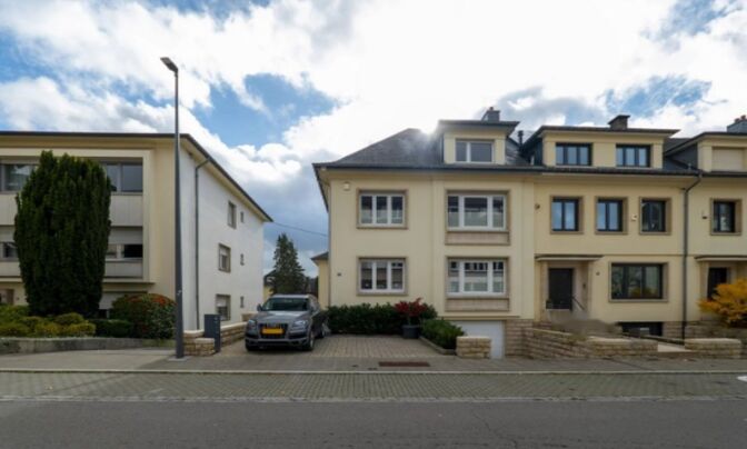 Semi-detached house 4 bedrooms for sale in Luxembourg-Belair