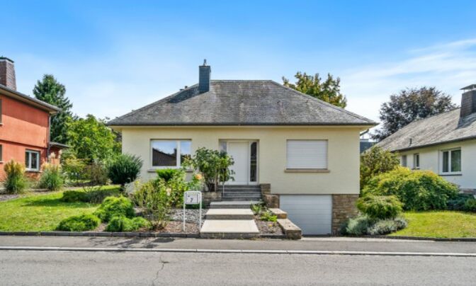 Detached house 2 bedrooms for sale in Bridel
