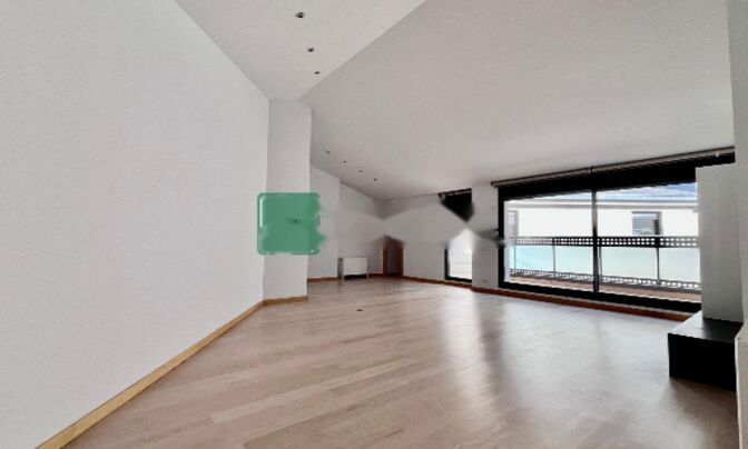 Spacious penthouse in the heart of Escaldes-Engordany