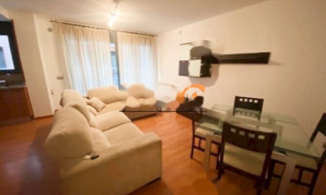One-bedroom apartment with parking and storage in Canillo