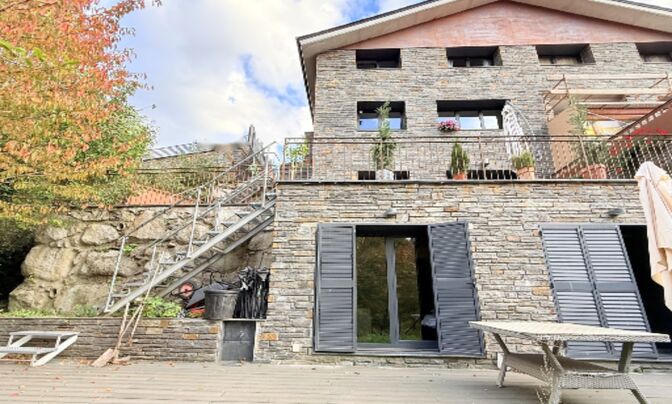 Chalet for sale in Anyós with 4 bedrooms