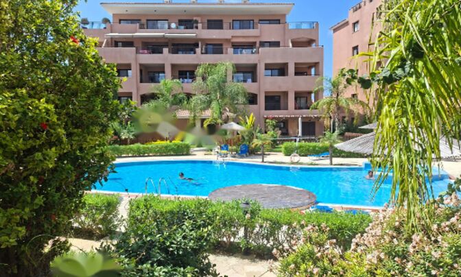 2 Bedroom Detached house for Sale in Kato Pafos