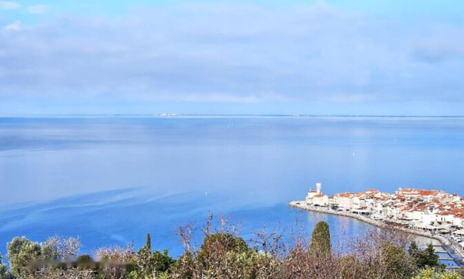 Дом в Пиране на Элитной улице