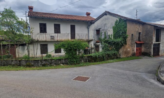 Дом с террасой в Рубие