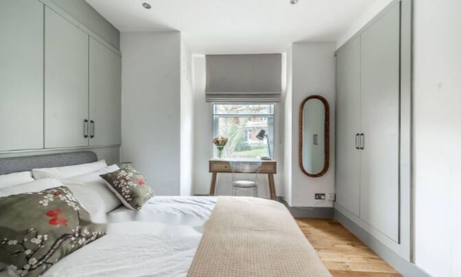 Cremorne Mansions, Chelsea