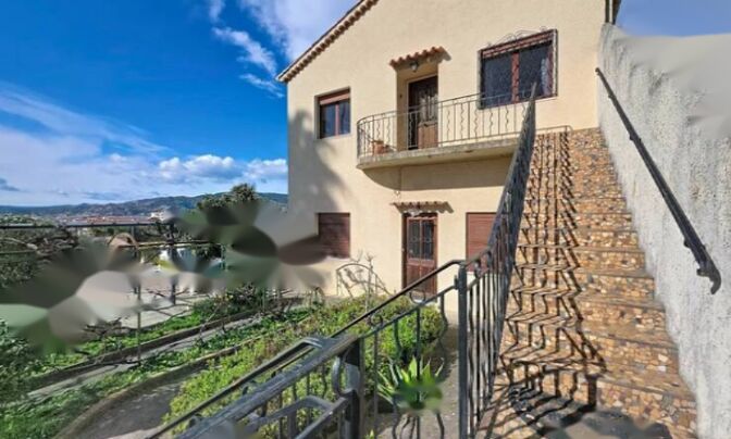 Apartment Croix des Gardes