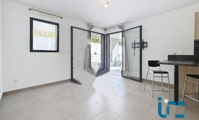 Apartment Croix des Gardes