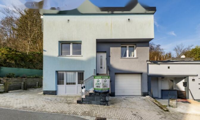 Semi-detached house 3 bedrooms for sale in Wiltz